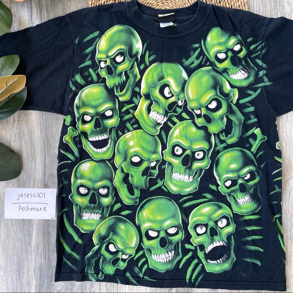 Liquid Blue Authentic Green Skull Print Black T Shirt Large Adult Vintage 2001